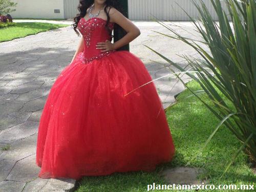 Vestido de xv años rojo cereza en Guadalajara
